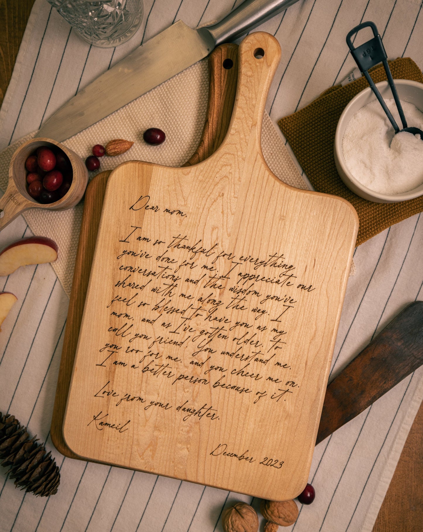 Letter to Mom Cutting Board (with Handle)